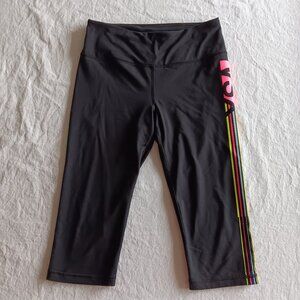 VSX Sport Capris Capri Leggings Yoga Pants Activewear Black Women's Size M NWOT
